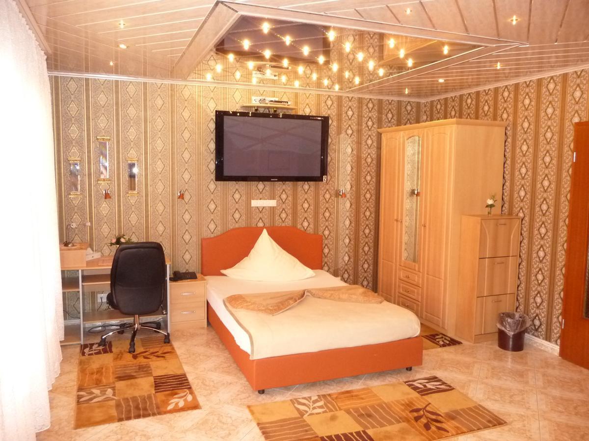 Hotel Tenne เฟียร์นไฮม์ ภายนอก รูปภาพ